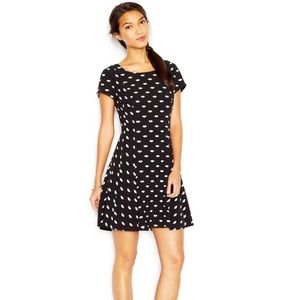 Black above the knee capped sleeve dress